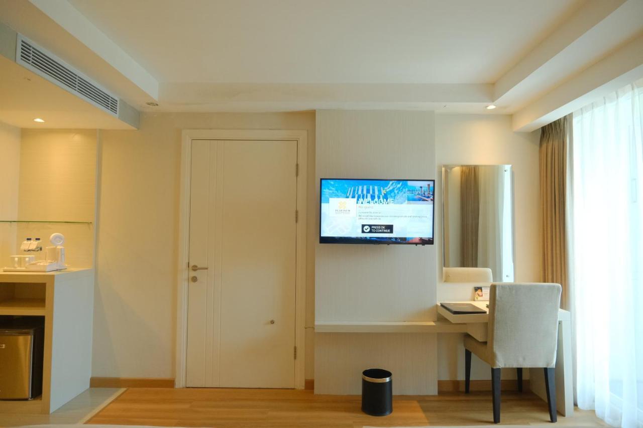 Platinum Adisucipto Hotel & Conference Center Kalasan Zewnętrze zdjęcie