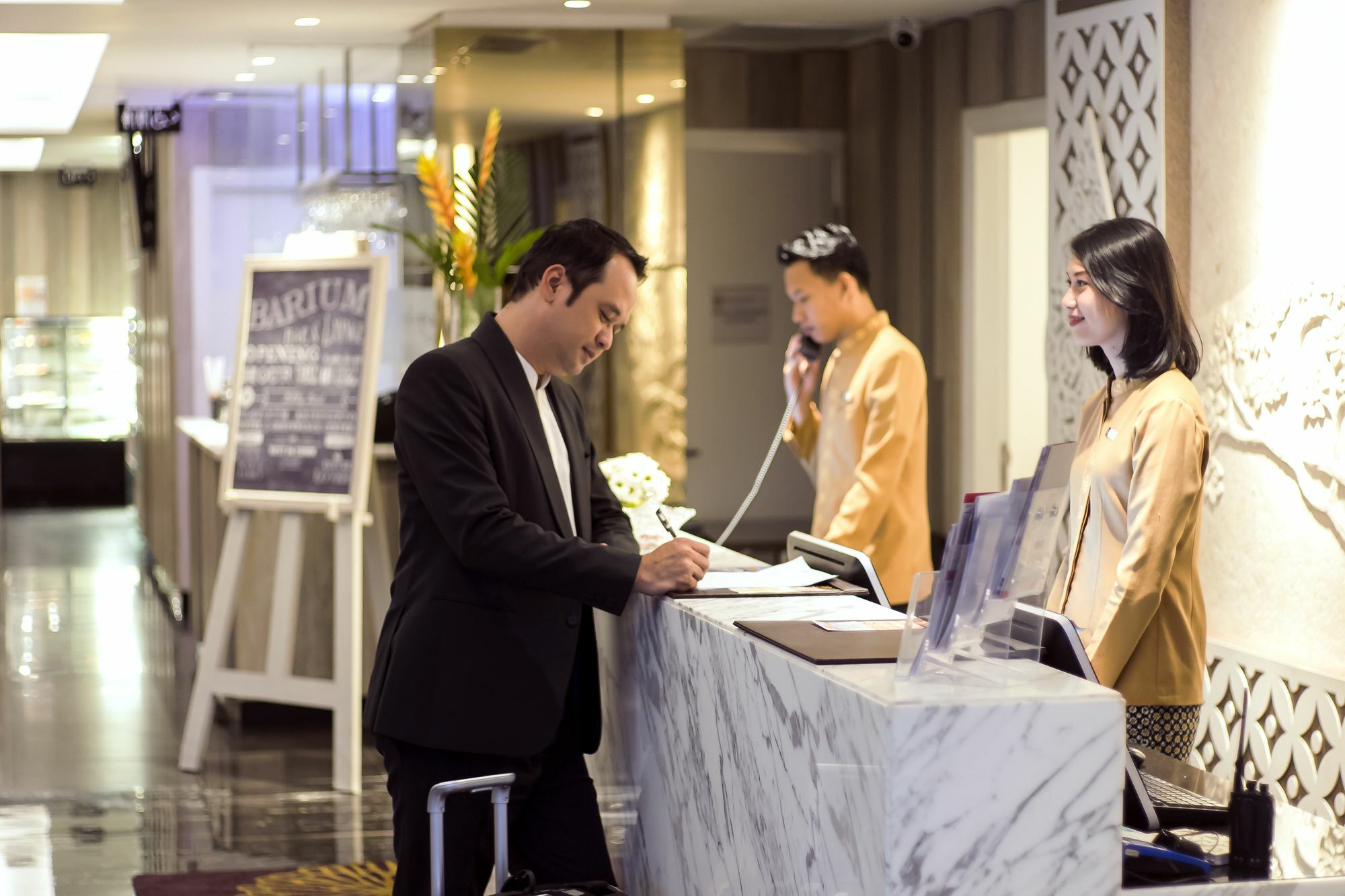 Platinum Adisucipto Hotel & Conference Center Kalasan Zewnętrze zdjęcie