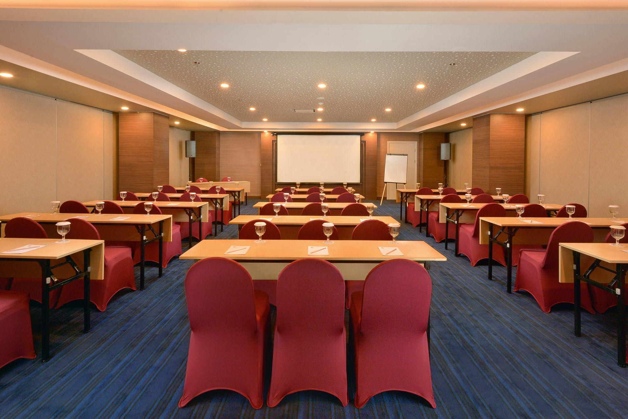 Platinum Adisucipto Hotel & Conference Center Kalasan Zewnętrze zdjęcie